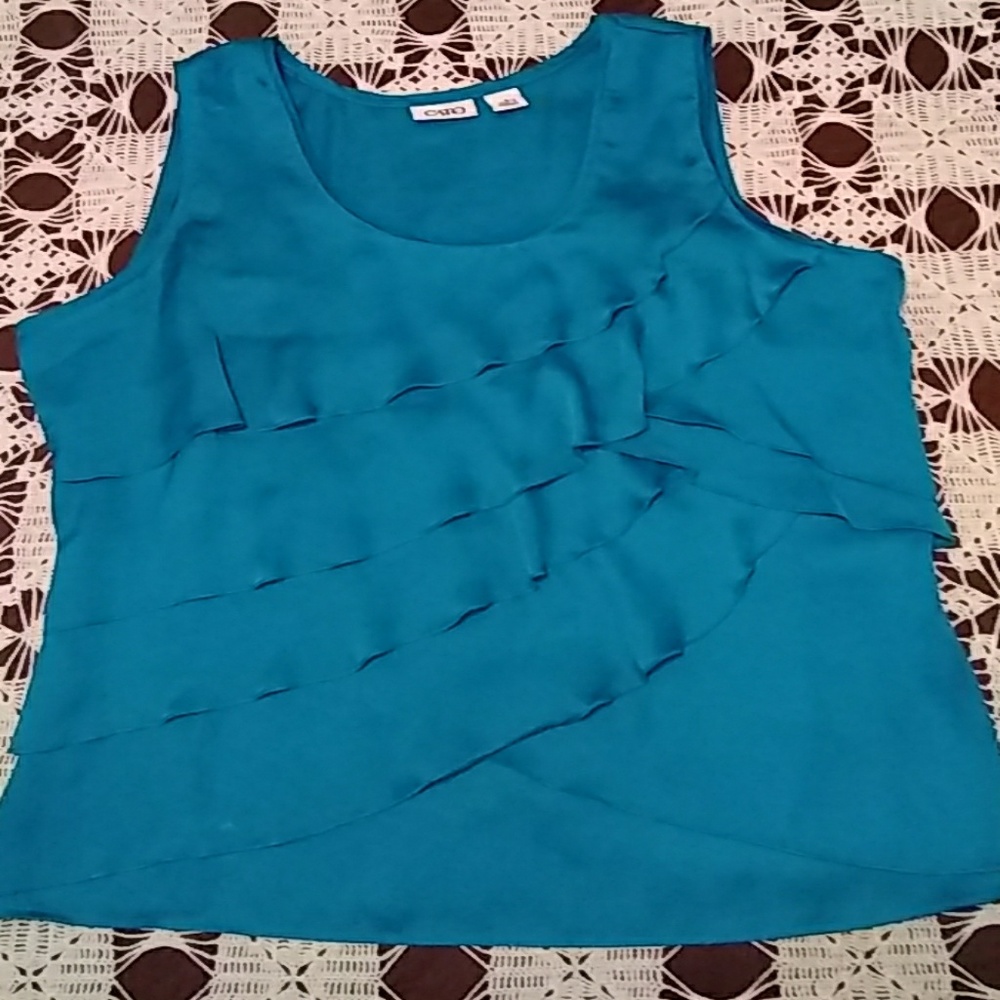 Cato Top